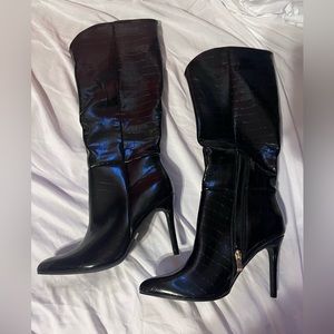 Womens faux snakeskin boots